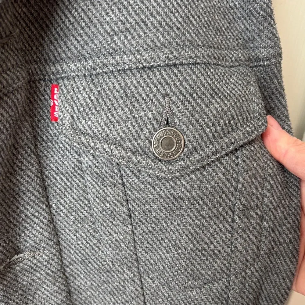 Levi's men’s softshell trucker Charcoal Men's Shirt Jacket Shacket large EUC - Picture 6 of 10